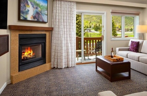 Highland Meadows Apartment | Spacious 2 BD Villa with Full Kitchen at Marriott's Streamside