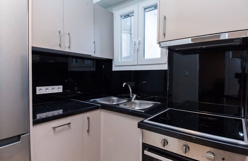 Pangrati Apartment | New 2-Bedroom Apartment in Pagrati with Balcony Access