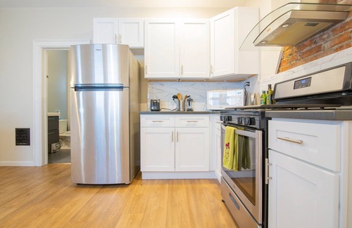Buffalo Apartment | Bright 2 BDR Apartment with Fast WIFI in Family-Friendly Area