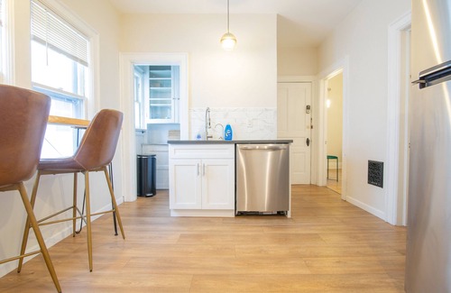 Buffalo Apartment | Bright 2 BDR Apartment with Fast WIFI in Family-Friendly Area