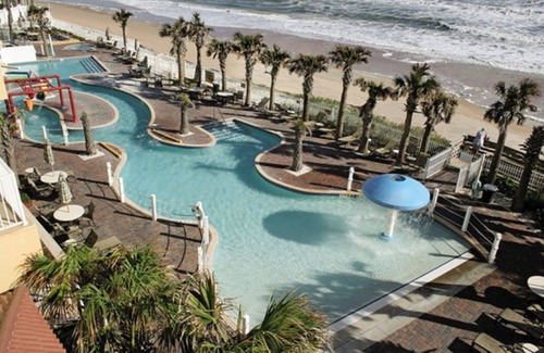 Bostroms Condo | Waterfront Resort with Beachfront Hot Tubs & Indoor Pool
