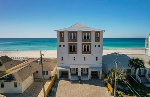 Crescent Beach House | Exquisite Beachfront Homes with Private Pools and Ocean Views