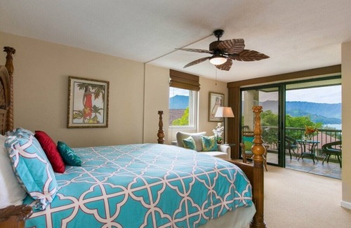 Princeville Resort | Idyllic 2 Bed Condo with Breathtaking Views of Hanalei Bay