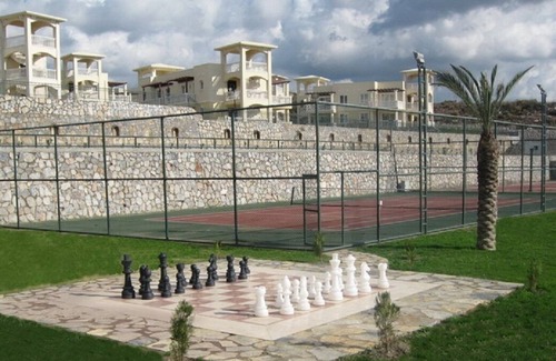 Bogazici Apartment | 2 Bed, 2 Bath Apartment On Private Site Within 300m Of The Beach.