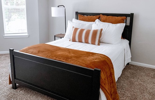 Riverside Terrace Apartment | 2 Bed 2 Bath Apt Hou MED CENTER