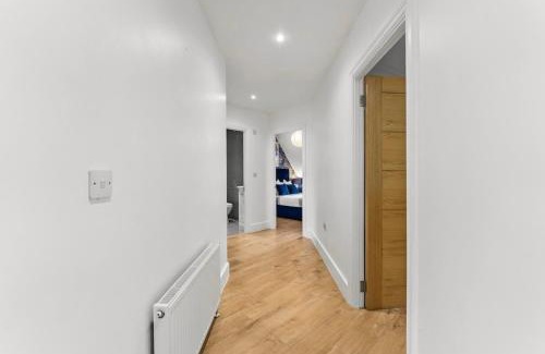 Moffat Apartment | 2-Bed Apartment free Parking & Central