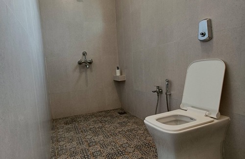 Cana Bed & Breakfast | Family Retreat: 2-Bed Apartment Steps from the Beach
