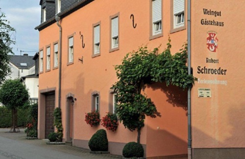 Mehring Bed & Breakfast | Guest Rated 10/10: Ocean View Apartment at Weingut-Gästehaus