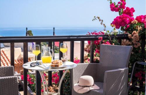 Piskopiano Apartment | Cozy Sea View Studio with Pool Access for Your Getaway