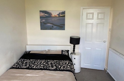 Bucksburn Apartment | Family-Friendly 2 Bed Apartment Near P&J Live & Airport