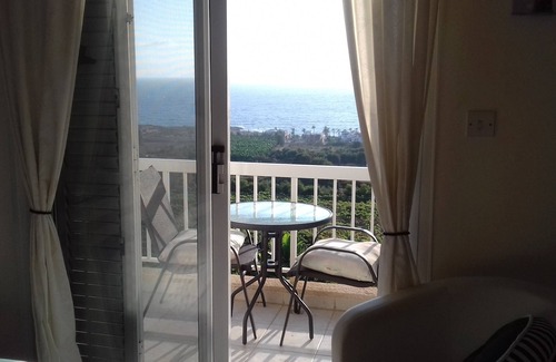 Kissonerga Villa | Oceanfront 2 Bed House with Breathtaking Sea Views