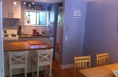 Provincetown Condo | Cozy East End Condo with Pool and Oceanfront Views