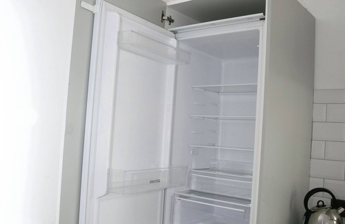 Watford Apartment | 2 Bed Flat - Sleeps 3 - Wifi - Parking