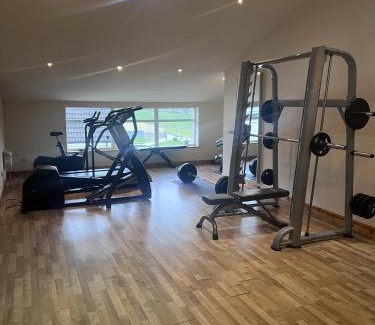 Motherwell Apartment | Inviting 2-Bed Apartment in Newhouse - Pet Friendly Getaway