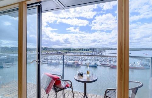 Amble House | Cozy 2-Bed Retreat in Amble with Hot Tub & Family Comfort