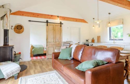 Barnstaple House | Discover a 2-Bed Retreat in Barnstaple, Pet Friendly