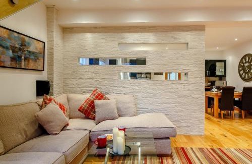 Battle House | Pet-Friendly Haven: Cozy 2 Bed Retreat in Battle