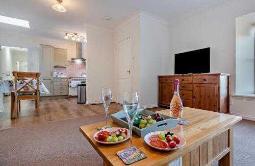 Biggar House | 2 Bed in Biggar 95516
