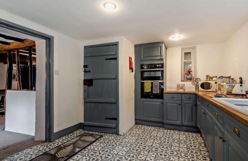 Brigsteer House | Cozy 2-Bedroom Retreat in Brigsteer for Families & Pets