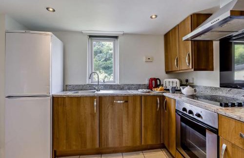 Bideford House | Family-Friendly 2 Bed Retreat in Clovelly, Pets Welcome!