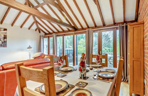Ashby de la Launde House | Family-Friendly 2 Bed Retreat in Scenic Digby