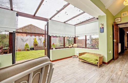 North Somercotes Apartment | Comfortable 2-Bed Retreat in Donna Nook for Families & Pets