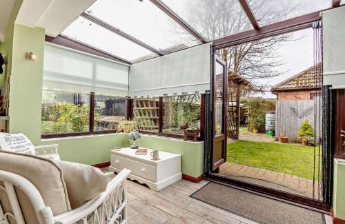 North Somercotes Apartment | Comfortable 2-Bed Retreat in Donna Nook for Families & Pets