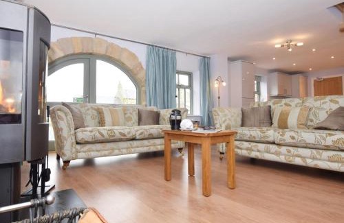 Waskerley House | Family-Friendly 2-Bedroom Retreat in Durham SMIDC