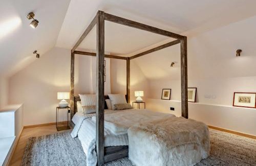 Knaresborough House | Pet-Friendly 2 Bedroom Retreat in Harrogate Awaits You