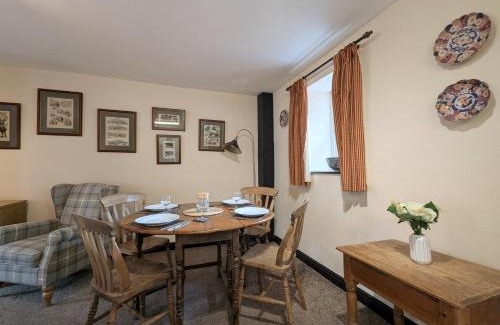 Lorton House | Family-Friendly 2-Bed Getaway in High Lorton SZ136