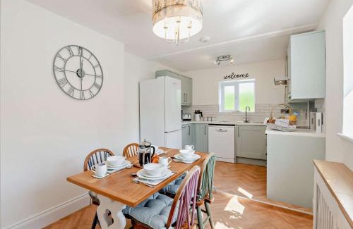 Kirkbymoorside House | 2 Bed in Kirkbymoorside 92635