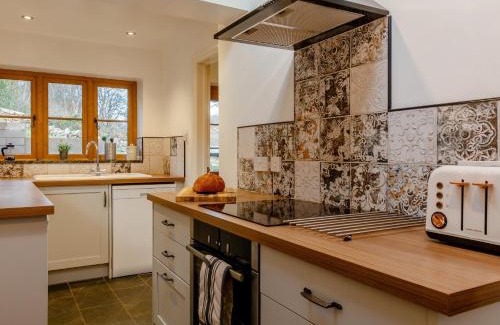 Lydbrook House | Family-Friendly 2-Bed Retreat in Lydbrook
