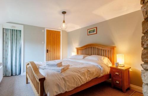 Lydbrook House | Family-Friendly 2-Bed Retreat in Lydbrook