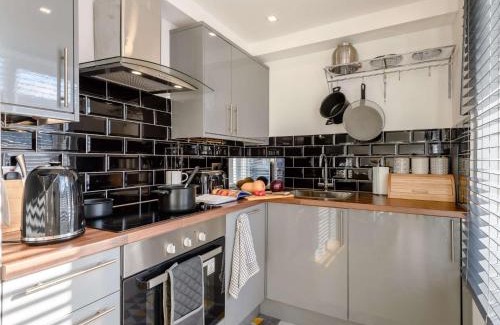 New Forest District House | Family-Friendly 2-Bedroom Retreat in Lyndhurst, Rated 9/10