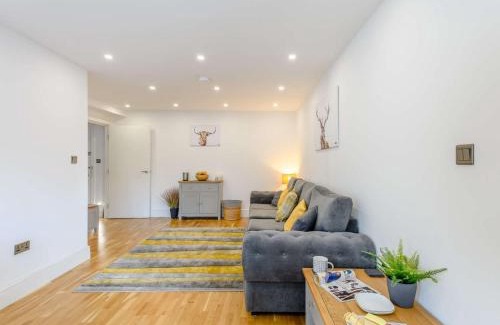 New Forest District House | Family-Friendly 2-Bedroom Retreat in Lyndhurst, Rated 9/10