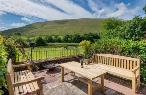 Mosedale House | Inviting 2-Bed Retreat in Mosedale SZ092 - Pet Friendly!