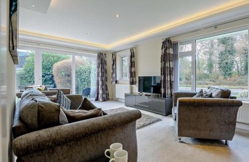 Mudeford House | Family-Friendly 2 Bed Retreat in Mudeford - 4 Star Stay