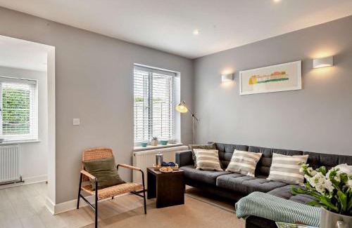 Mundesley House | Pet-Friendly 2 Bed Retreat in Mundesley - Rated 10/10
