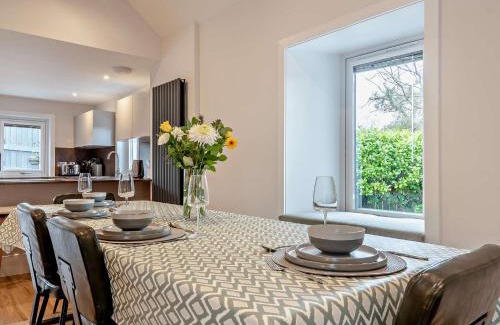 Oban House | Family-Friendly 2-Bedroom Retreat in Oban - Guest Rated 10/10