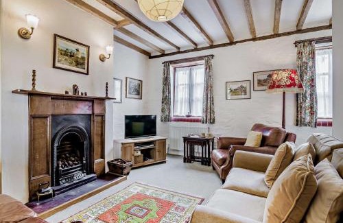 Pencelli House | Cozy 2-Bedroom Retreat in Pencelli - Pet & Child Friendly