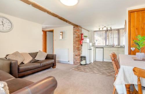 Newton-on-Rawcliffe House | Cozy 2-Bed Retreat in Pickering with Pool & Spa