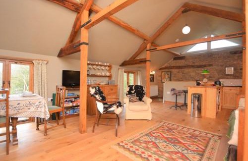 Presteigne Apartment | Pet-Friendly 2-Bedroom Retreat in Presteigne - Rated 9/10
