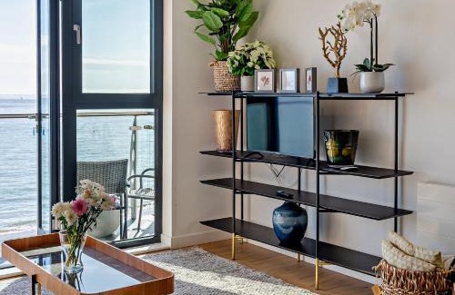 Ramsgate Apartment | Comfortable 2-Bed Retreat in Ramsgate - Family Friendly