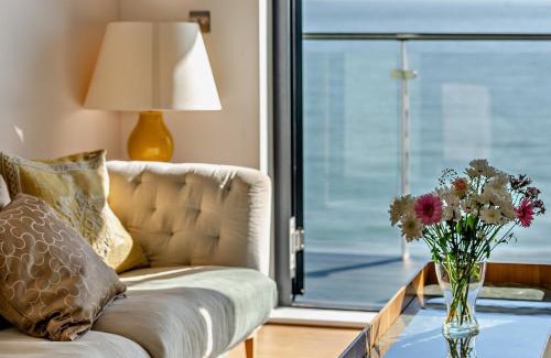 Ramsgate Apartment | Comfortable 2-Bed Retreat in Ramsgate - Family Friendly
