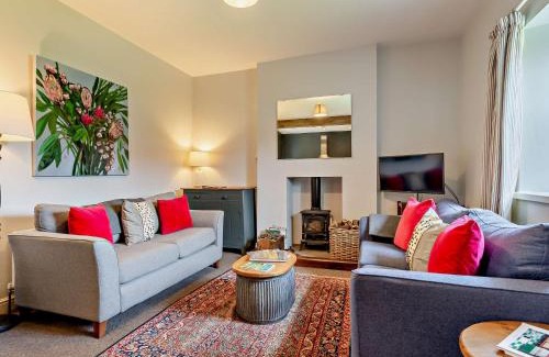 Moulton House | Comfortable 2 Bed Family Retreat in Richmond