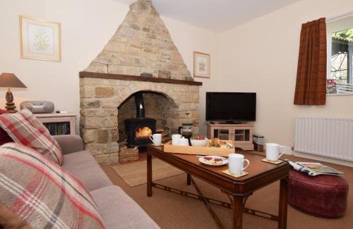 Rowlands Gill House | Comfortable 2-Bed Retreat in Rowlands Gill for Families