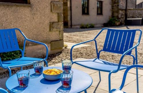 Sedbergh House | Beautiful 2-Bedroom Retreat in Sedbergh, Family Friendly