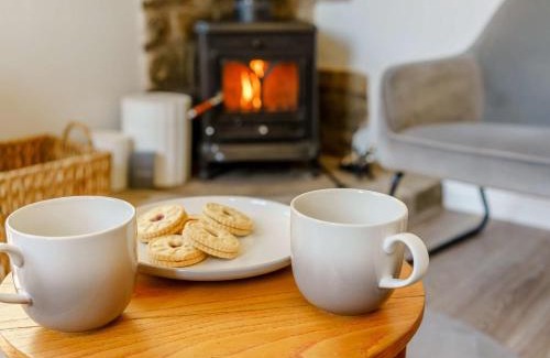 Sedbergh House | Beautiful 2-Bedroom Retreat in Sedbergh, Family Friendly