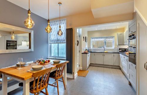 Giggleswick House | Family-Friendly 2-Bedroom Getaway in Settle