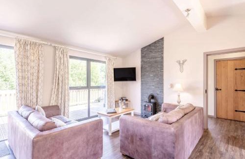Dukeries Mill House | Relaxing 2-Bed Retreat in Sherwood Forest with Hot Tub